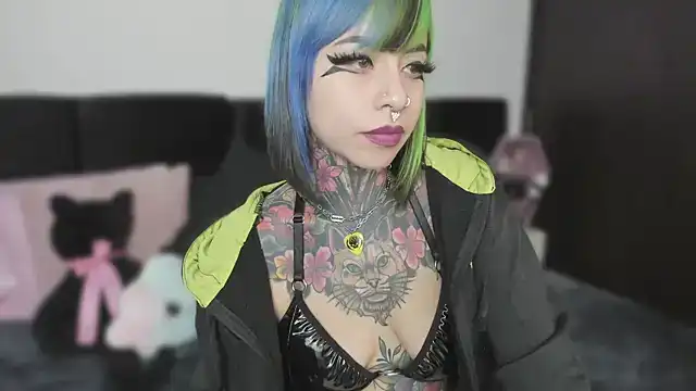 NikkiRamone