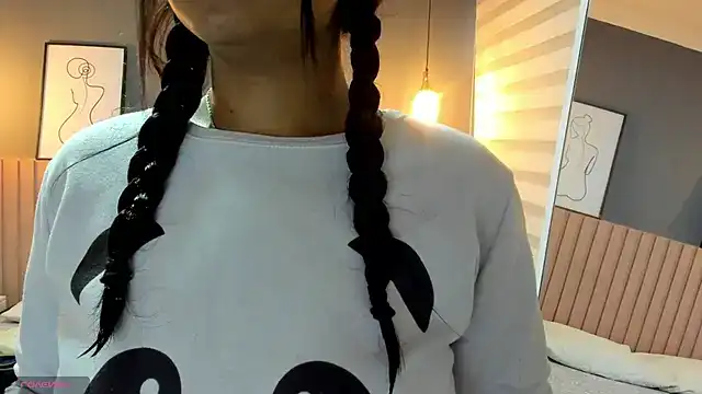 Paulina_jones1